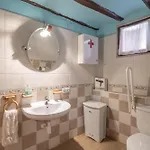 Abuelo Luis Venkovský dům Báguena